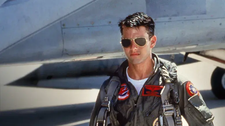 Top Gun: Ídolos del aire - Fondo