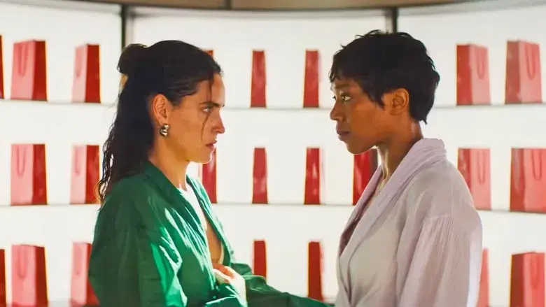 Parpadea dos veces - Fondo