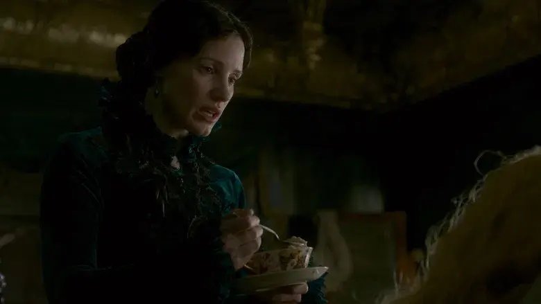 La cumbre escarlata - Fondo