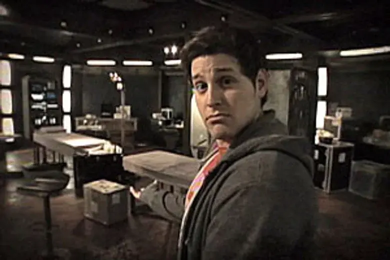 Kino Webisode 2 : No es el laboratorio de comunicaciones