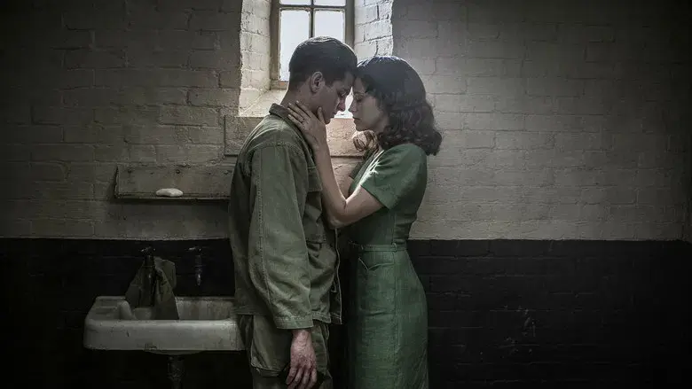 Hasta el último hombre - Fondo