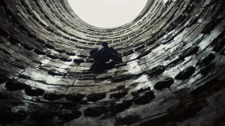 El caballero oscuro: La leyenda renace - Fondo