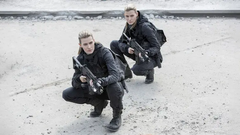 Los Juegos del Hambre: Sinsajo - Parte 2 - Fondo