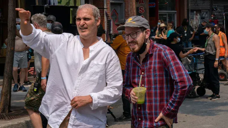 Beau tiene miedo - Fondo