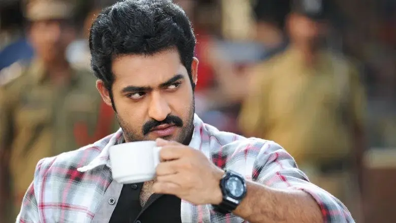 రామయ్యా వస్తావయ్యా - Fondo
