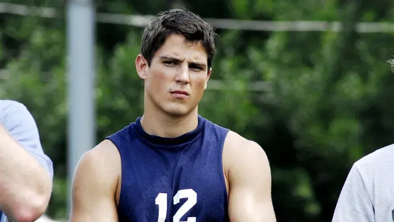 Siempre fuertes - Fondo