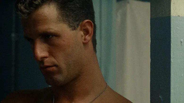 Top Gun: Ídolos del aire - Fondo