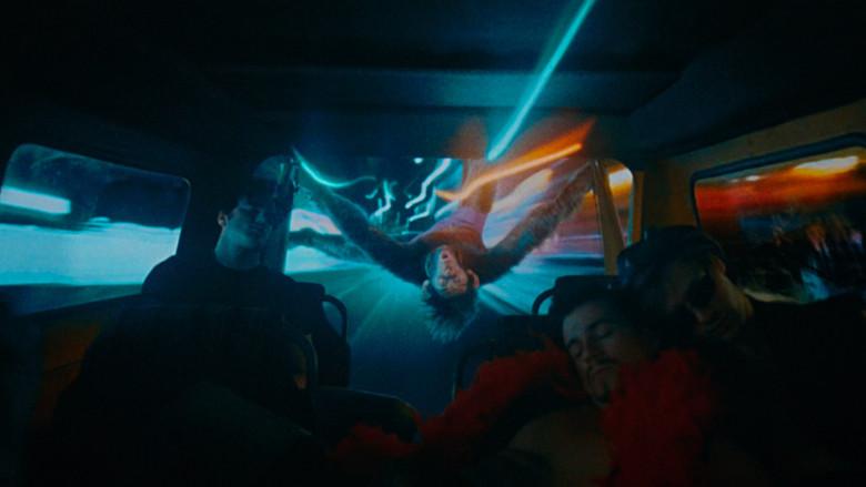 Better Man: La historia de Robbie Williams - Fondo