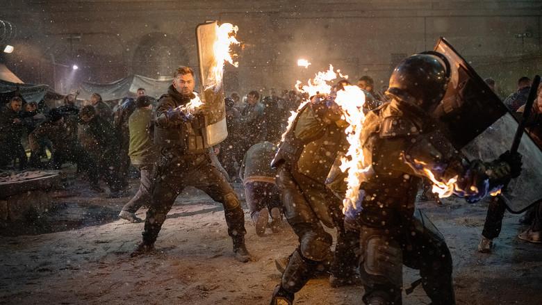 Tyler Rake 2 - Fondo