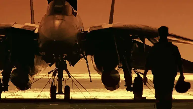 Top Gun: Ídolos del aire - Fondo
