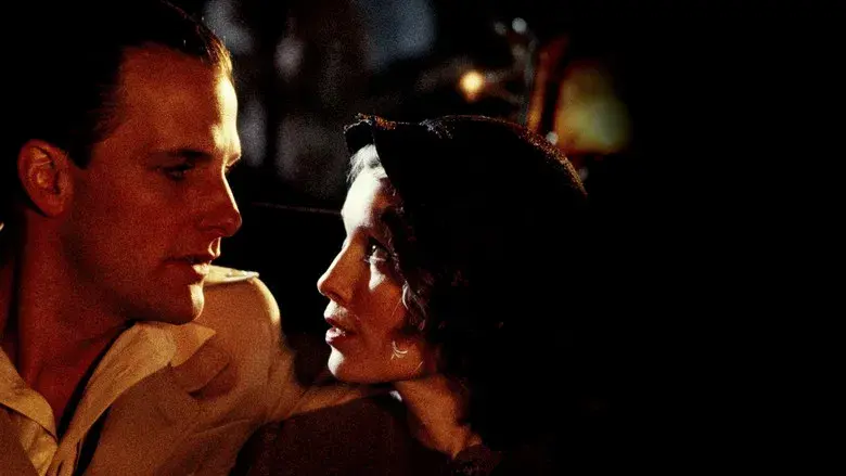 La rosa púrpura de El Cairo - Fondo