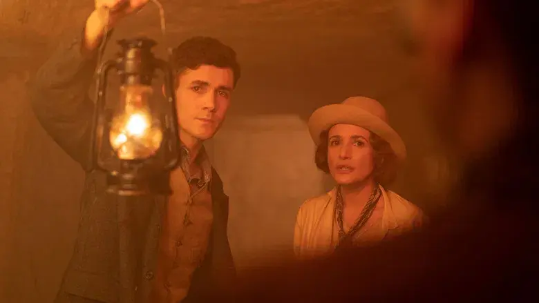 Agatha y la maldición de Ishtar - Fondo