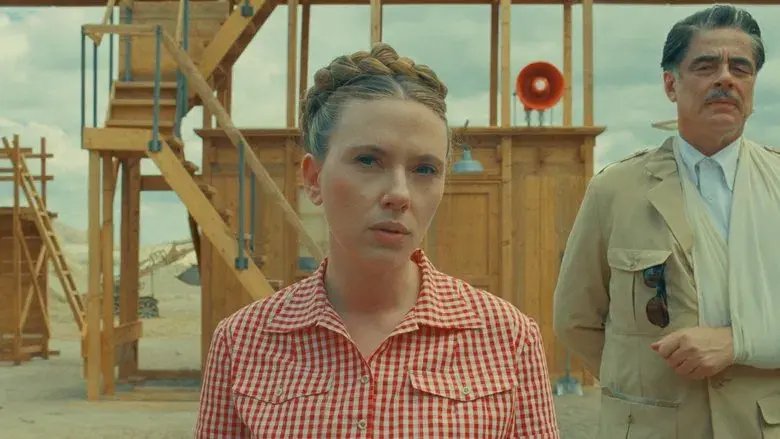 La trama fenicia - Fondo