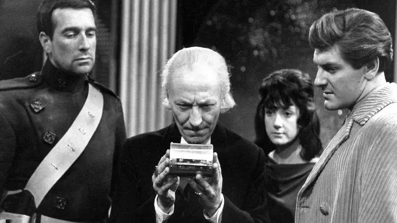 Doctor Who: The Daleks' Master Plan - Fondo