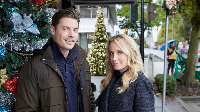 A casa por Navidad - Fondo