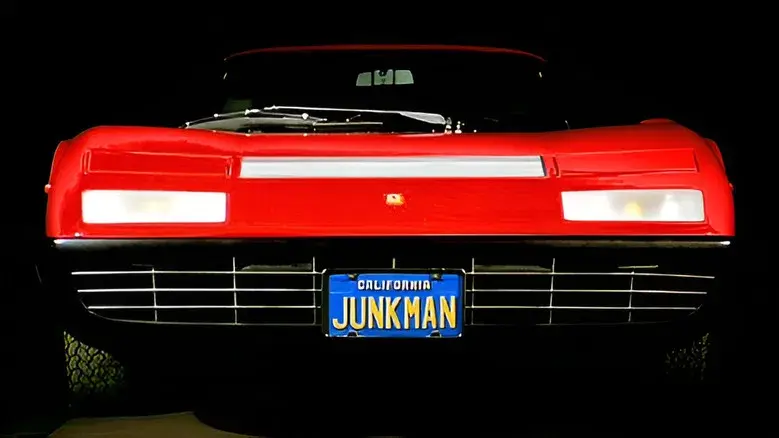 The Junkman - Fondo