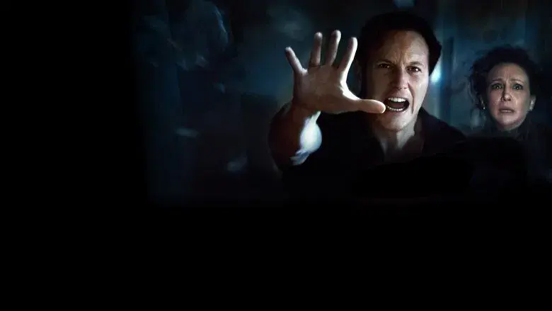 Expediente Warren: El último rito - Fondo