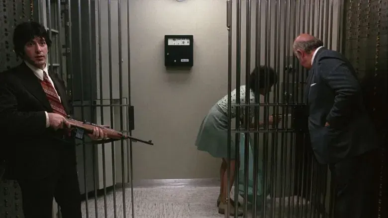 Tarde de perros - Fondo