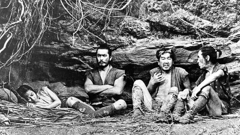 La fortaleza escondida - Fondo