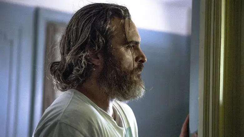 En realidad, nunca estuviste aquí - Fondo