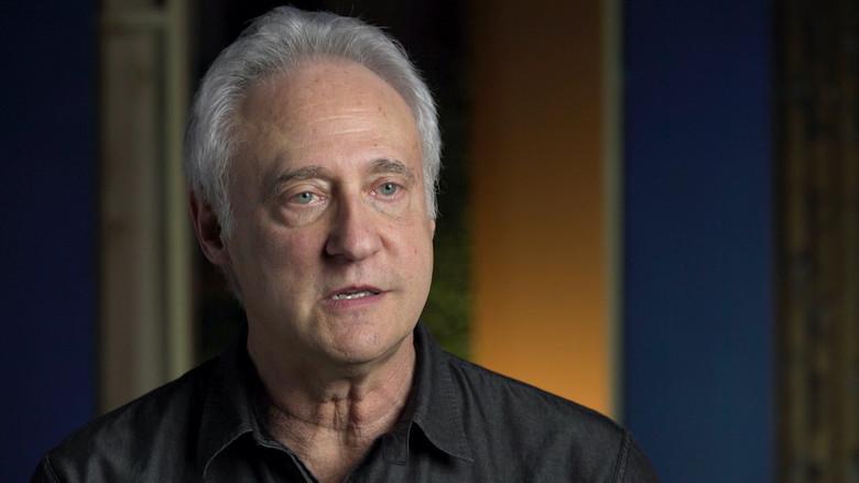 Never Surrender: Un documental sobre "Héroes fuera de órbita" - Fondo