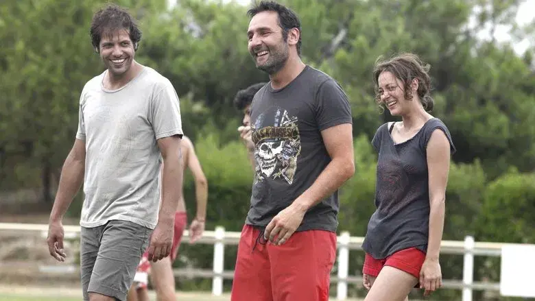 Pequeñas mentiras sin importancia - Fondo