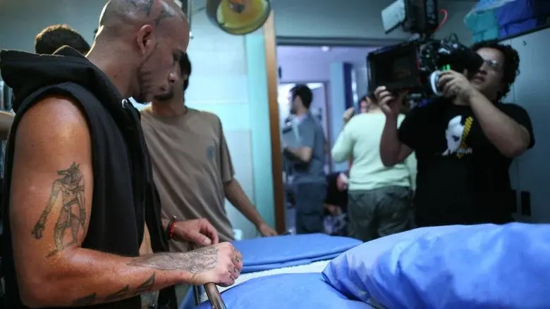 La hora cero - Fondo