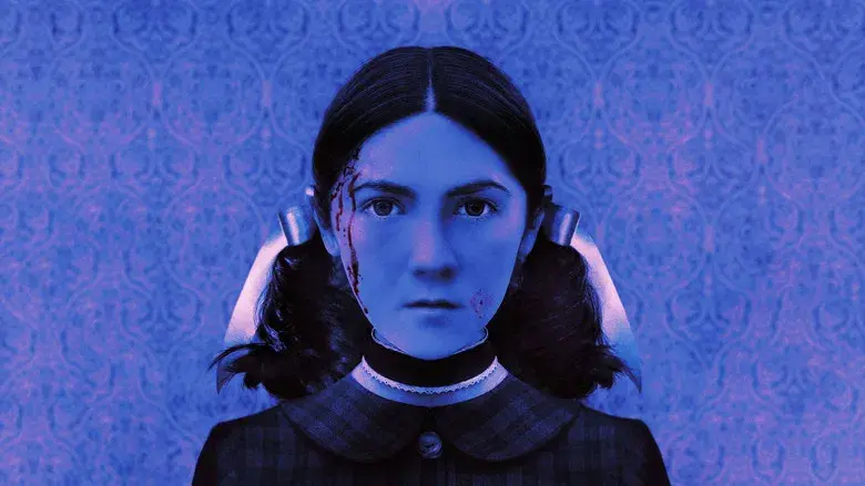 La huérfana: Primer asesinato - Fondo