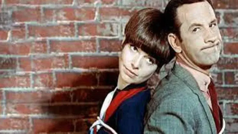 Get Smart: A Man Called Smart - Fondo