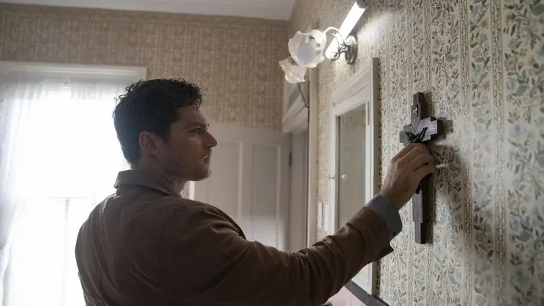 El Visitante (The Visitor) - Fondo