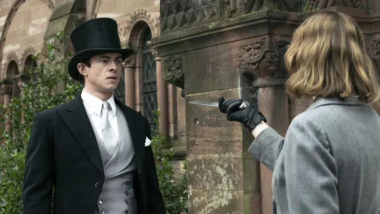 Fackham Hall - Fondo