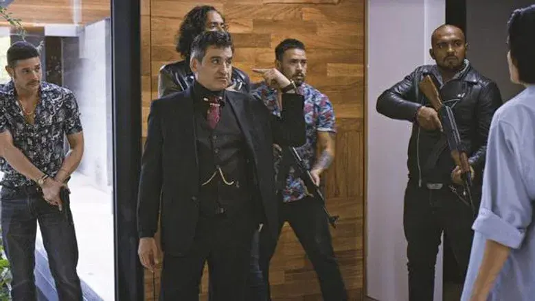 Rey muerto, rey puesto