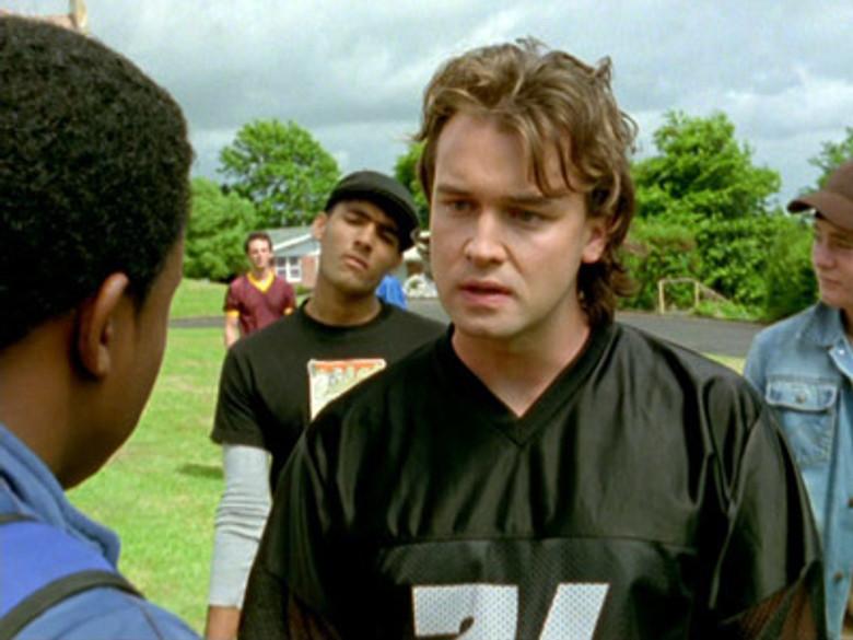 Ethan se Bate a Duelo