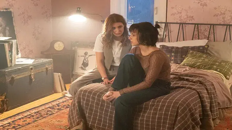 Whistle: El silbido del mal - Fondo