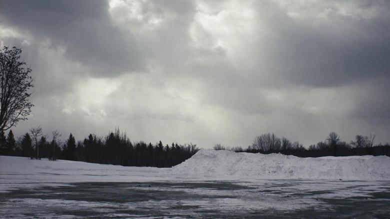 La enviada del mal - Fondo