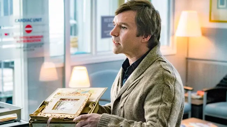 Signed, Sealed, Delivered: From the Heart - Fondo