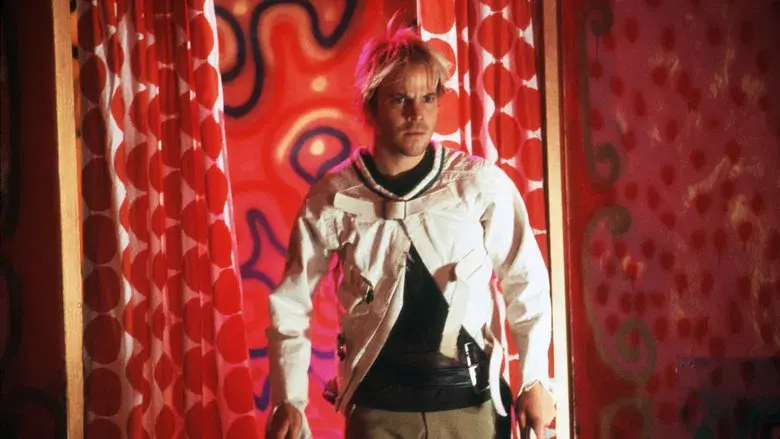 Cecil B. Demente - Fondo