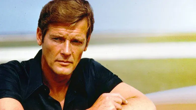 Mi vida como Roger Moore - Fondo