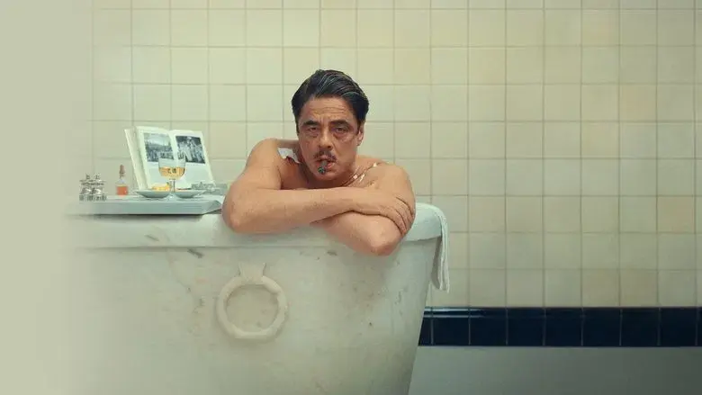 La trama fenicia - Fondo