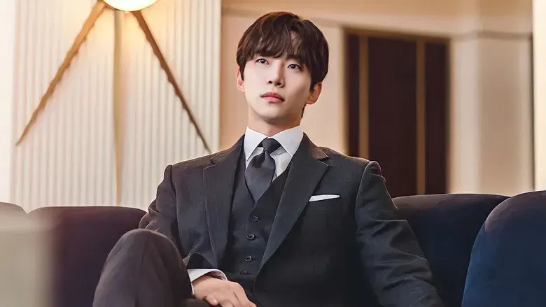 King the Land - Fondo