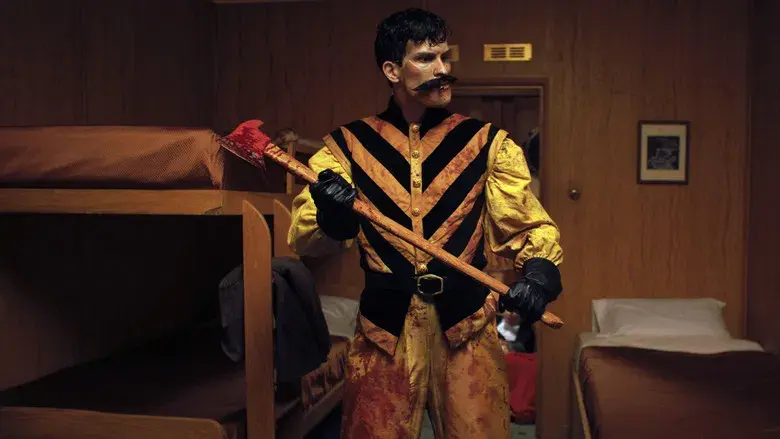 La maldición del Queen Mary - Fondo