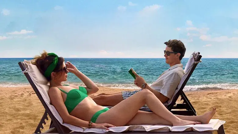 Gente que conocemos en vacaciones - Fondo