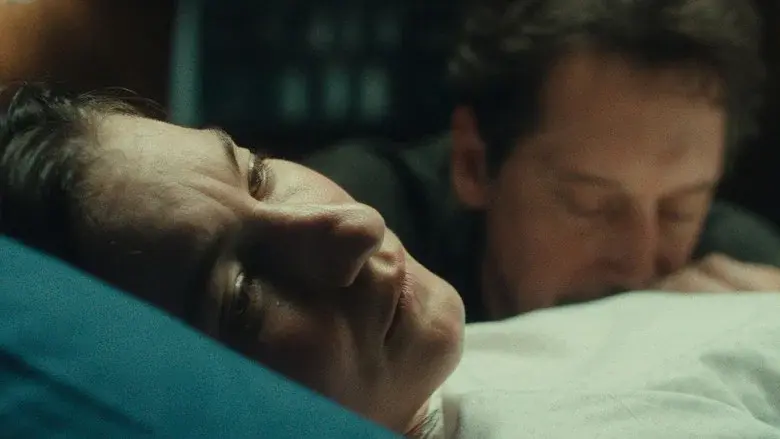 Mother's Baby (La semilla) - Fondo