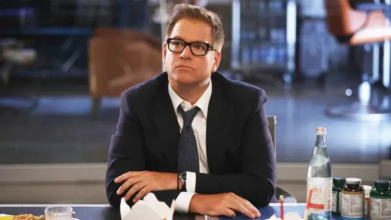 La tierra bajo sus pies