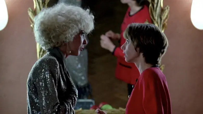 Tacones lejanos - Fondo