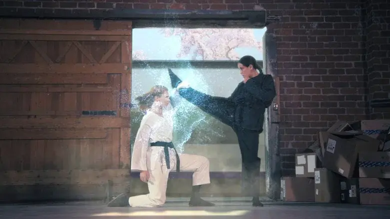 Video Game High School - Fondo