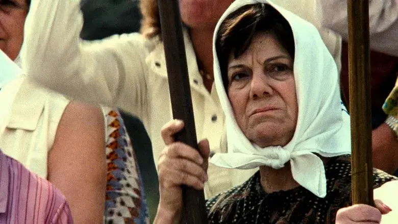 La historia oficial - Fondo