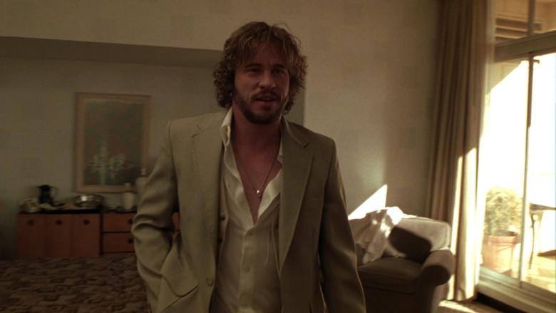 Wonderland (Sueños rotos) - Fondo