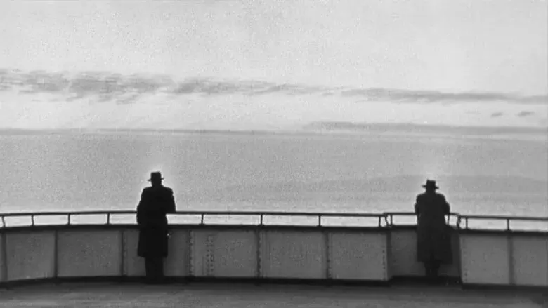 Shooting the Past - Fondo