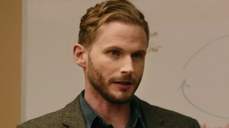 Feliz día de tu muerte 2 - Fondo